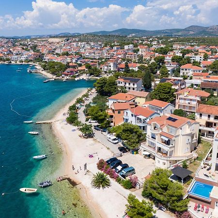Family Friendly Seaside Apartments Brodarica, Sibenik - 15270 Экстерьер фото