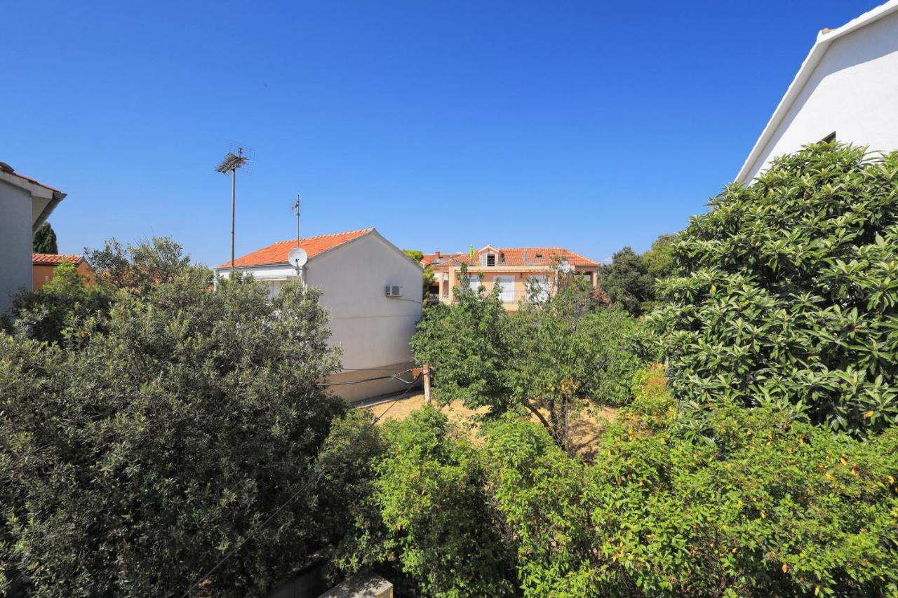 Family Friendly Seaside Apartments Brodarica, Sibenik - 15270 Экстерьер фото