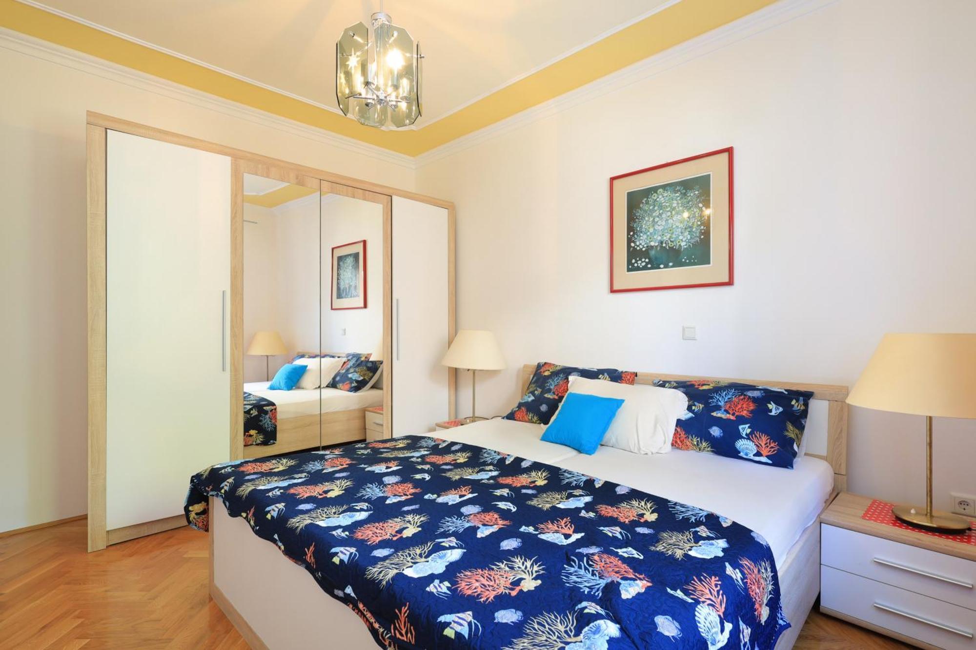 Family Friendly Seaside Apartments Brodarica, Sibenik - 15270 Номер фото